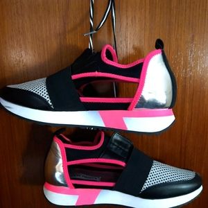 Steve Madden sneakers
